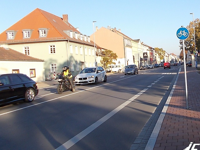 01 Radfahrstreifen Siechenstr