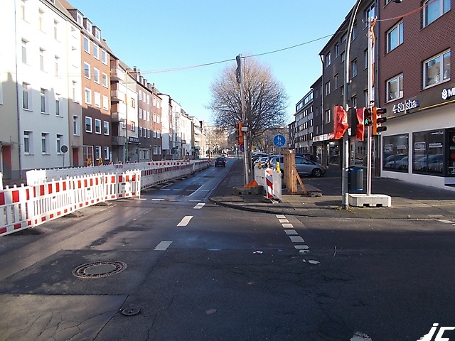 Bild 2 - Fahrtrichtung Ost - Kreuzungsbereich