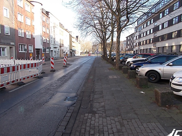 Bild 4 - Fahrtrichtung Ost - Baustellenende