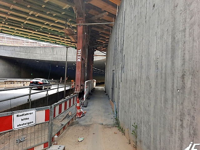 PF_Flughafentunnel_02
