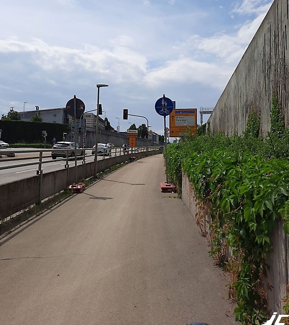 PF_Flughafentunnel_03