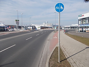 Bild 1 - Beginn Radweg